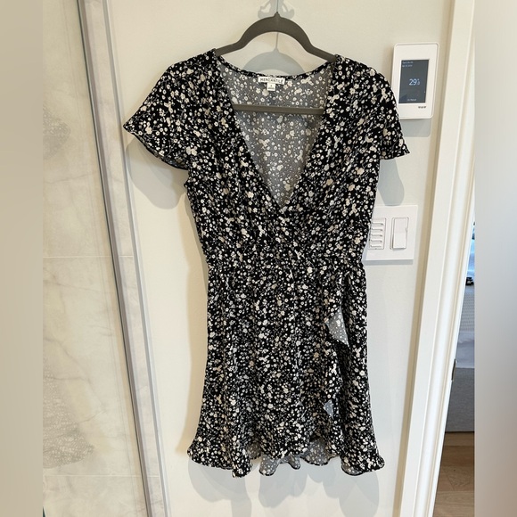 J. Crew Mercantile knee length floral wrap dress - Picture 1 of 8